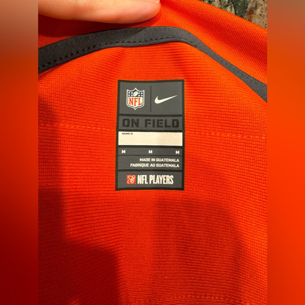 🐻NWT-AUTHENTIC Women’s Bears Jersey🐻 - Picture 9 of 9